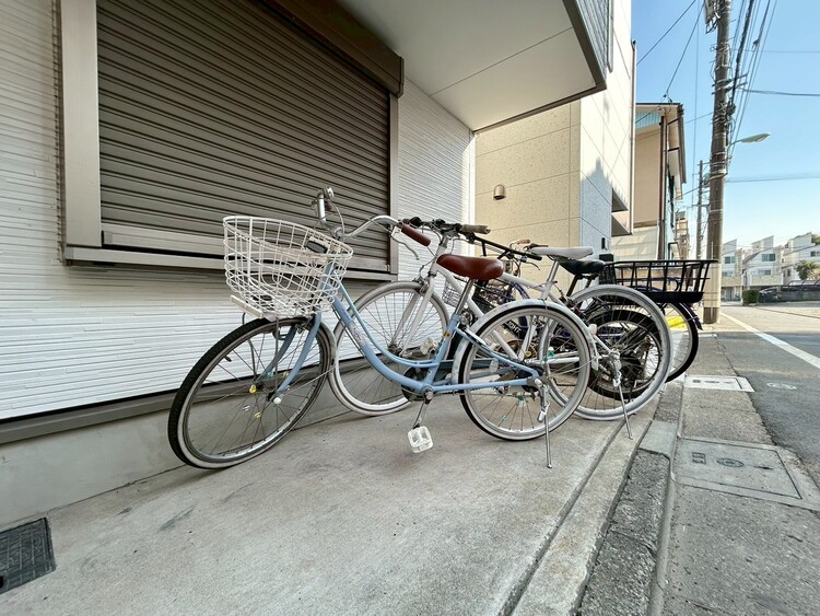 その他 駐輪場も綺麗に整頓されています。