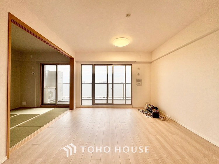 内装 叶えたかったのは落ち着きのあるナチュラルな風合い、そして開放感があるリビング。