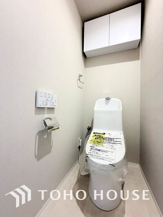 トイレ トイレには快適な温水洗浄便座付