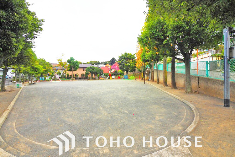 周辺 北寺尾4丁目公園　距離130ｍ