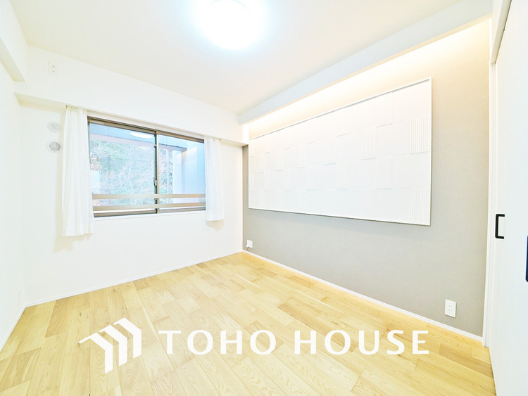 内装 1日の疲れを癒し、心地よく寛げるようゆったりとした広さをしています