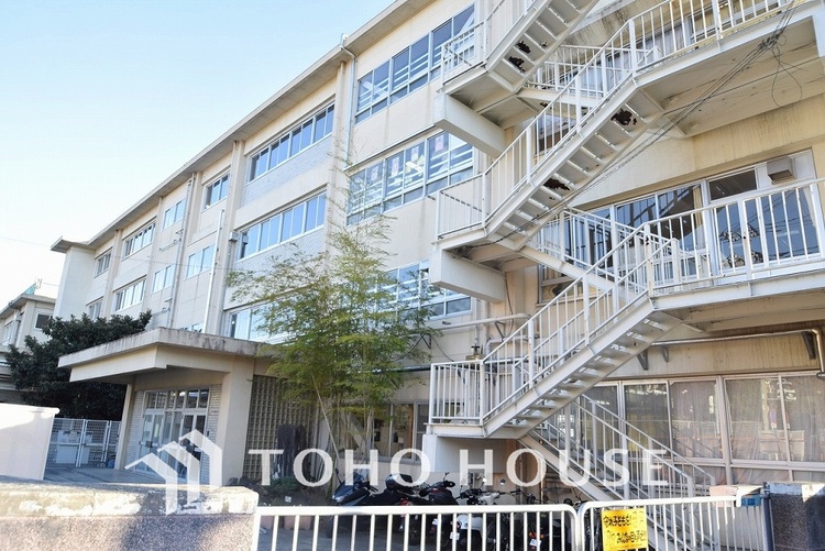 周辺 川崎市立南百合丘小学校　距離350ｍ