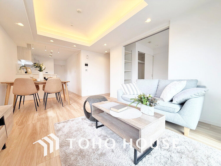 内装 1日の疲れを癒し、心地よく寛げるようゆったりとした広さをしています