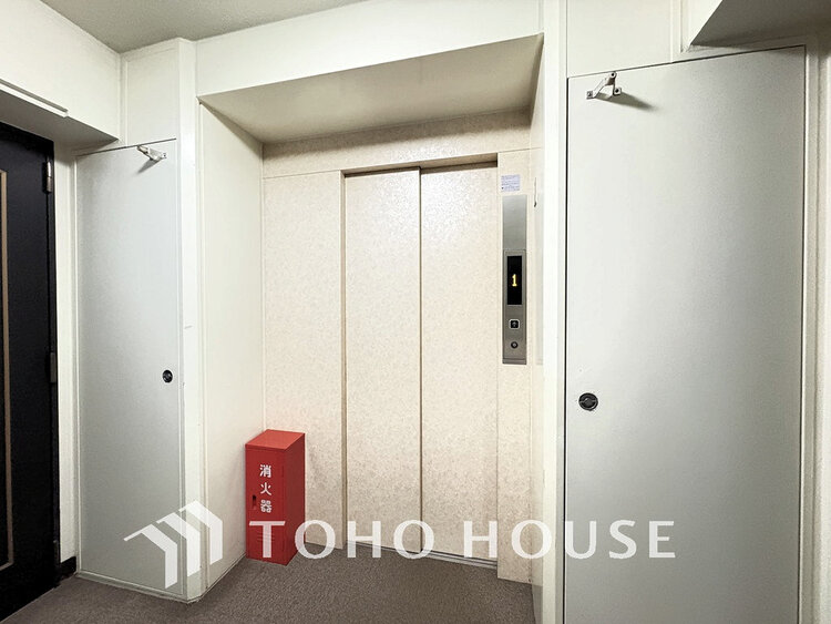 その他 エレベーター