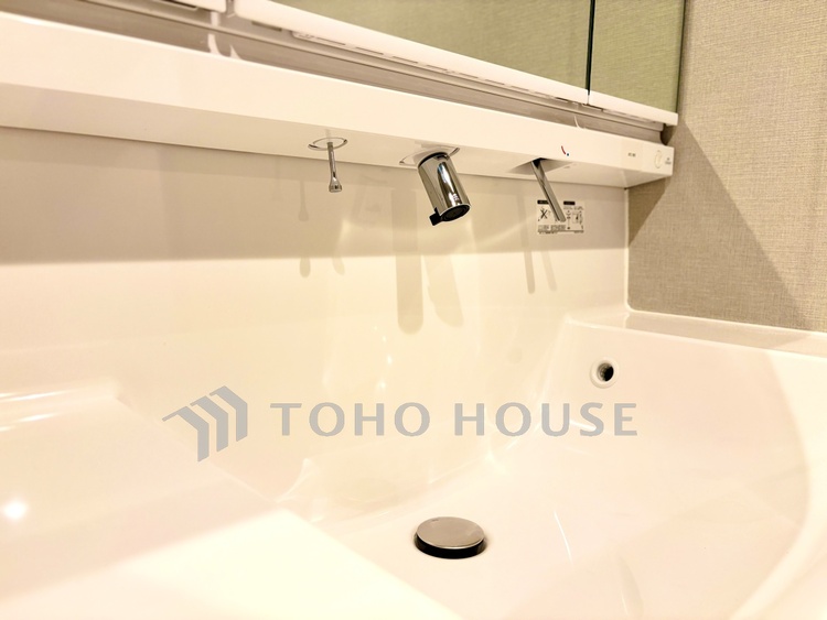 洗面 【洗面台】広く使い勝手のよい空間と設備で、理想の暮らしを演出します。