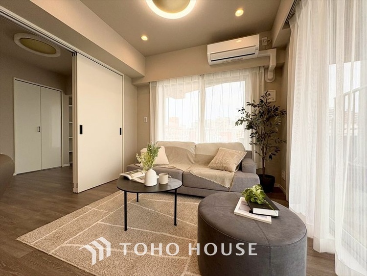 内装 【LIVING】◆煌びやか◆愛おしい家族との団欒の時間をより一層幸せなものに感じさせる煌びやかなLDK。輝かしい毎日が待っています。