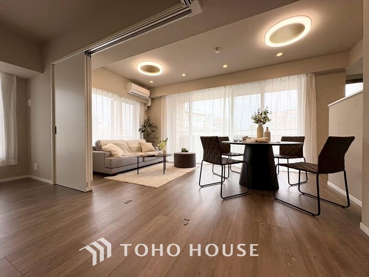 内装 【LIVING】◆simple is best◆無駄のない綺麗なつくりのリビングルームであなただけの暮らしを。