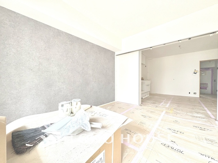 内装 現在改装中◆属毛離裏◆子は父を手本とし、母に愛育されて成長する。家族の深い繋がり。いつまでも大切にしたい。