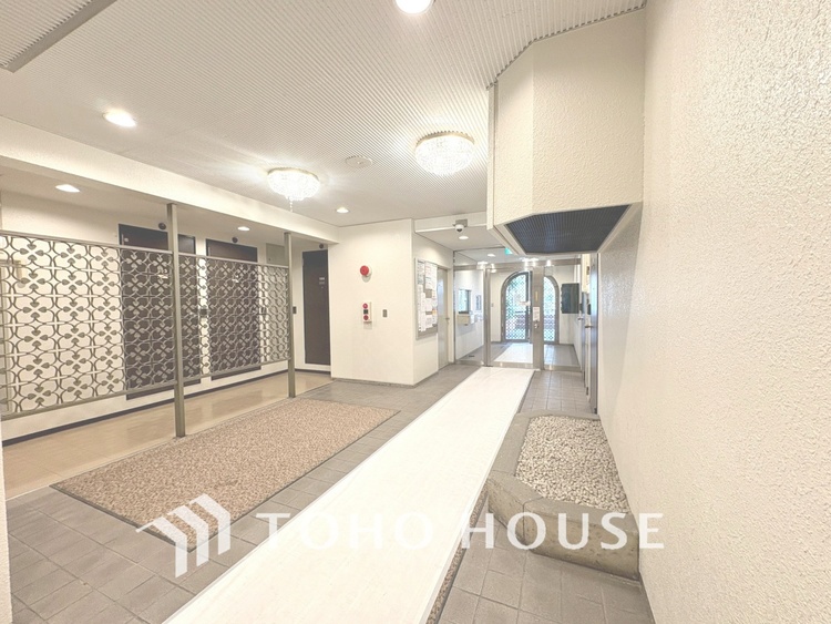 その他 【ENTRANCE】◆そびえ立つ◆我が家のシンボル。遠くの空が赤く染まる夕べが待ち遠しい。