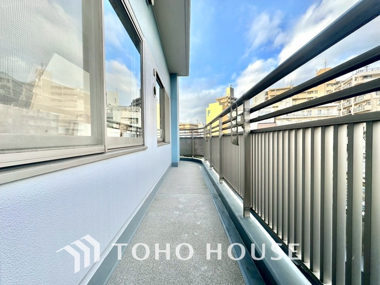 バルコニー 【BALCONY】◆Open new door◆扉の向こうには青空が広がっている。