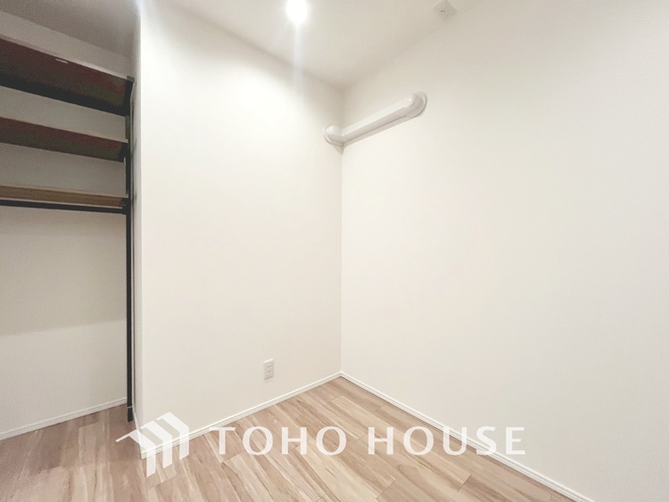 内装 ◆属毛離裏◆子は父を手本とし、母に愛育されて成長する。家族の深い繋がり。いつまでも大切にしたい。