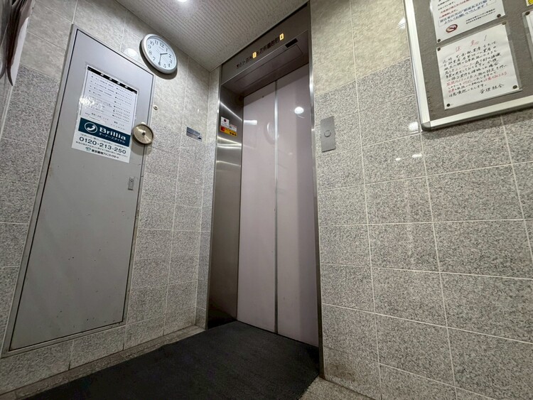 その他 エレベーター完備のため荷物が多くなっても安心。