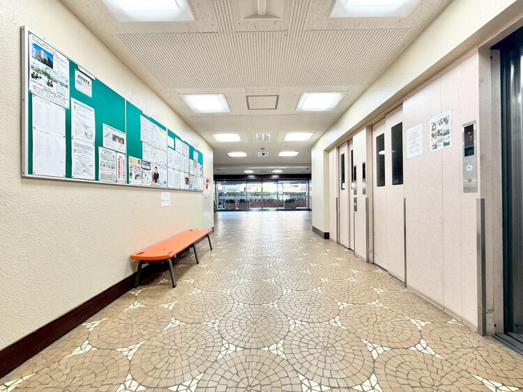 その他 館内は静寂な中が保たれており、管理が行き届いている印象を受けました。