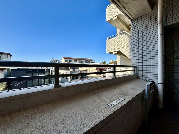 その他 朝の澄んだ空気や、夕方に吹く清々しい風を感じられるバルコニー。