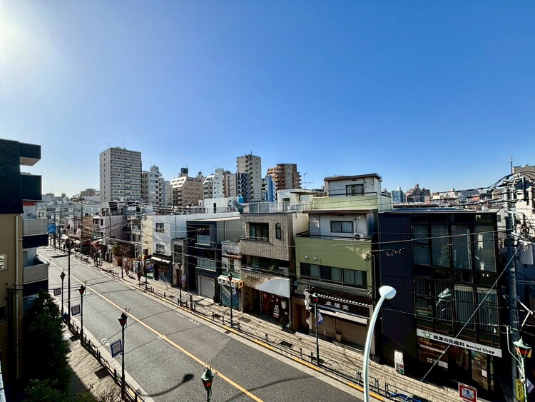 その他 眺望や窓からの景色が良いと、家で過ごす時間も快適です。