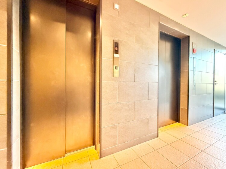 その他 エレベーター完備のため荷物が多くなっても安心。