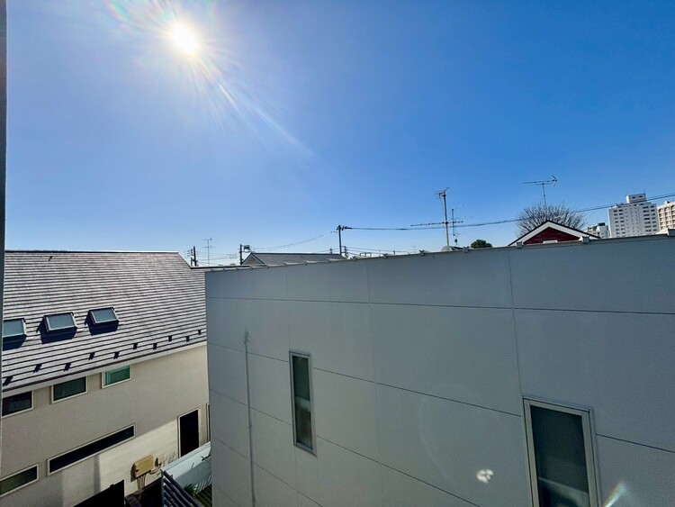 その他 眺望や窓からの景色が良いと、家で過ごす時間も快適です。