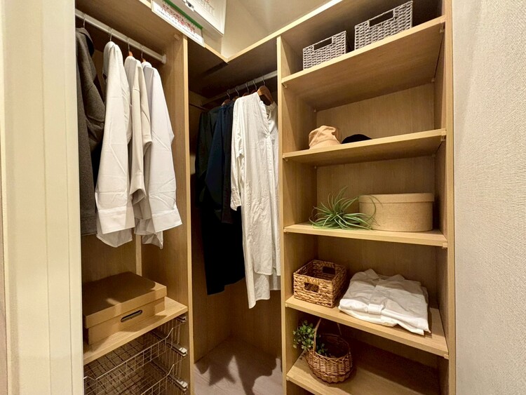 その他 家電やスーツケース、ストック品など何でも片付く嬉しい空間です。