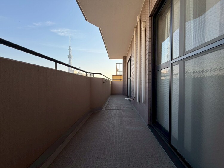 その他 朝の澄んだ空気や、夕方に吹く清々しい風を感じられるバルコニー。