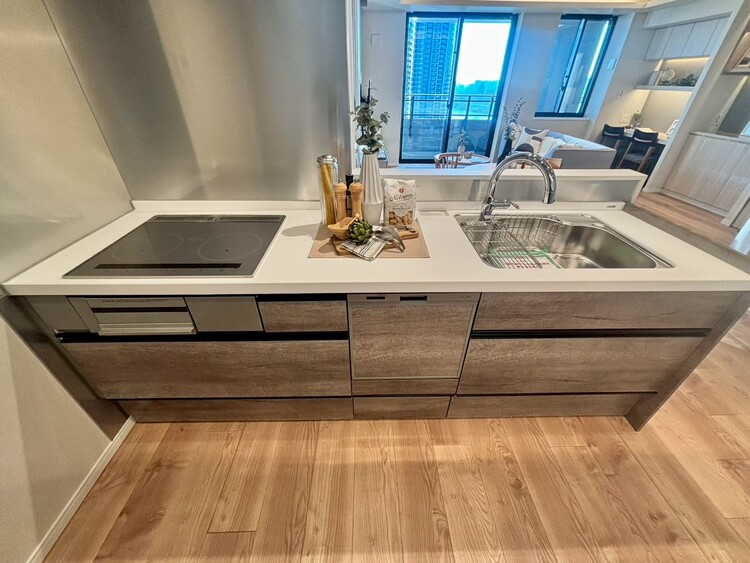 その他 開放感のあるキッチンスペース。調理をしながら、会話も弾みそうですね。