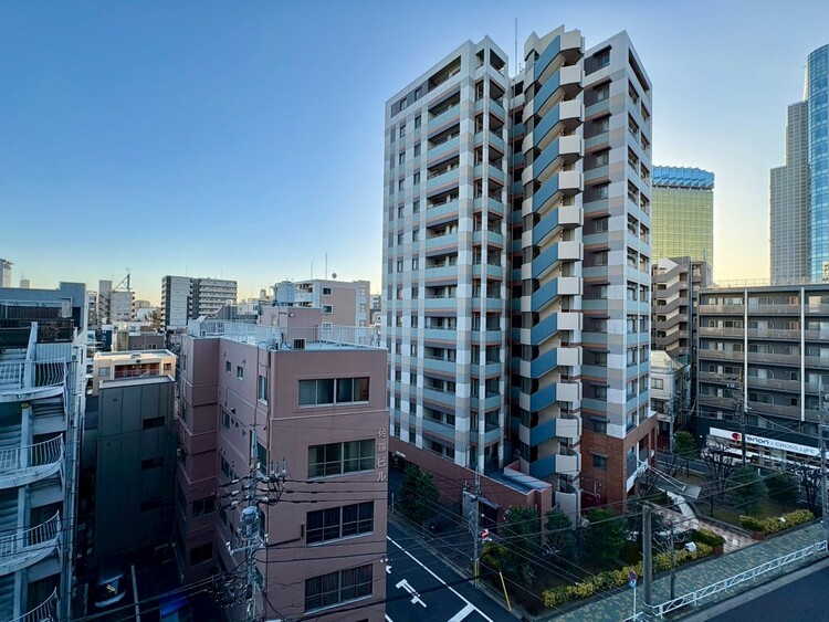 その他 眺望や窓からの景色が良いと、家で過ごす時間も快適です。