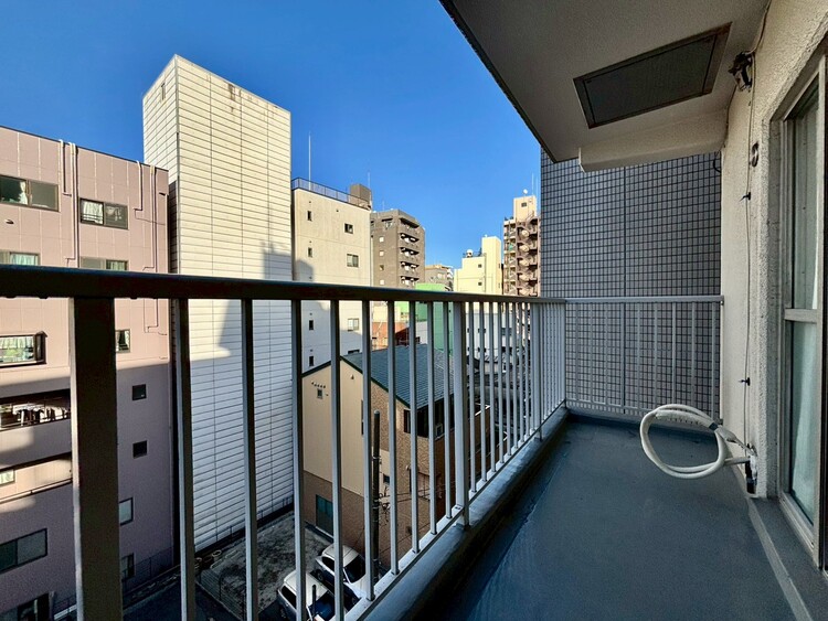 その他 朝の澄んだ空気や、夕方に吹く清々しい風を感じられるバルコニー。