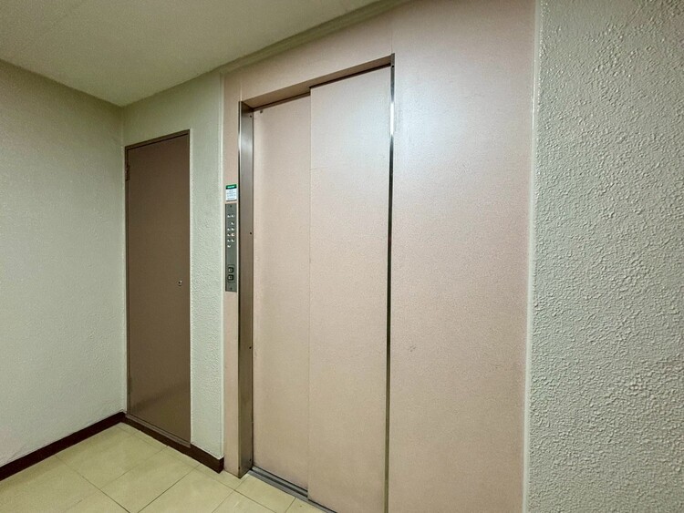 その他 エレベーター完備のため荷物が多くなっても安心。
