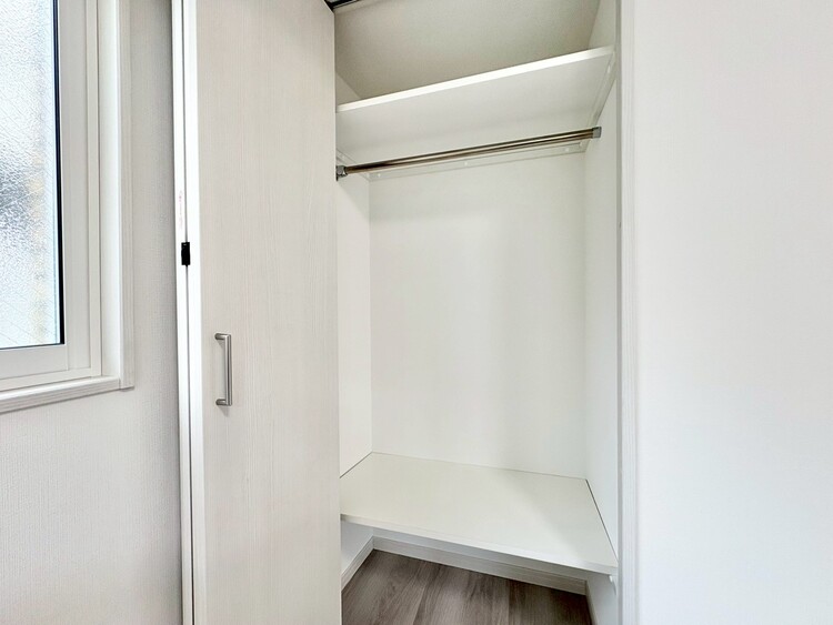 その他 家電やスーツケース、ストック品など何でも片付く嬉しい空間です。