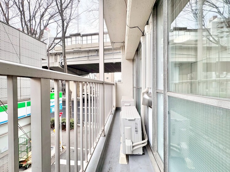 その他 朝の澄んだ空気や、夕方に吹く清々しい風を感じられるバルコニー。