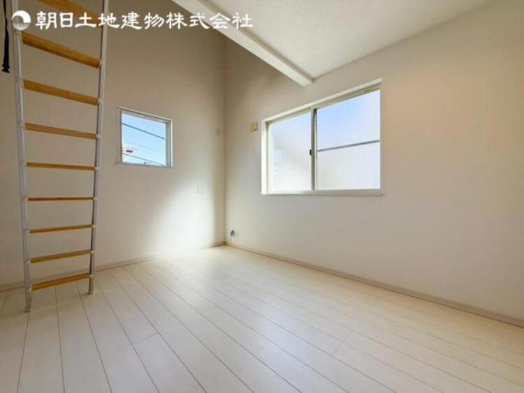 内装 すぐの見学や資料請求などお気軽にお問い合わせお待ちしております