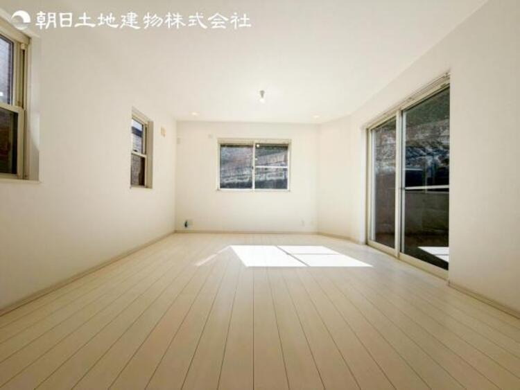 居間 すぐの見学や資料請求などお気軽にお問い合わせお待ちしております