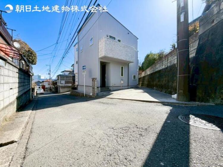 外観 すぐの見学や資料請求などお気軽にお問い合わせお待ちしております