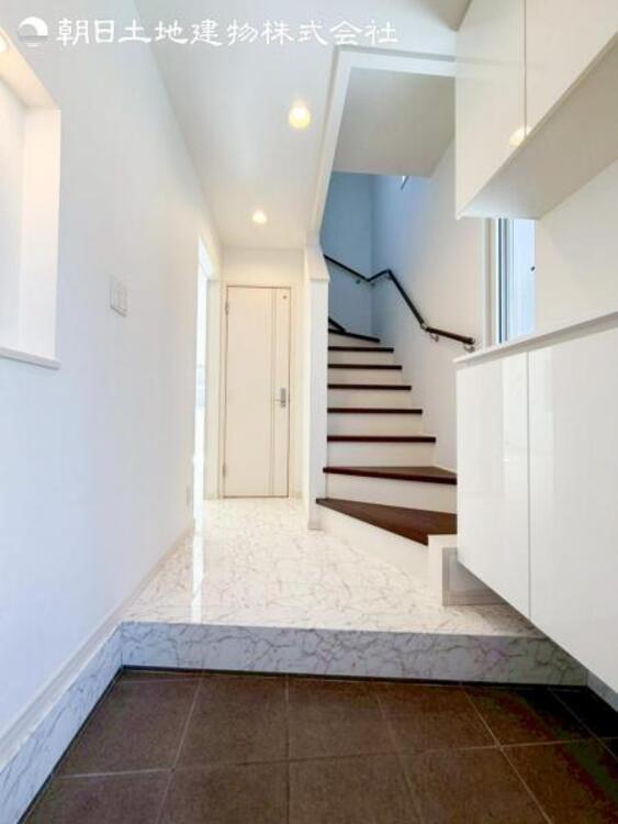 その他 すぐの見学や資料請求などお気軽にお問い合わせお待ちしております