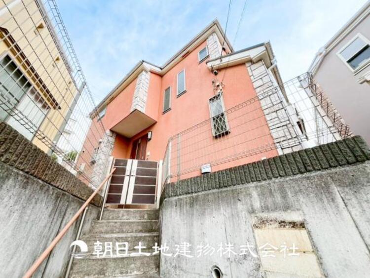 外観 【外観写真】その家から感じられる、気品・上質・重厚感・極細やかさ、そのすべては見た者に安らぎを与える特別な空間です。ここに住むからこそ意味がある。すべての（始まり）をここから迎えましょう。