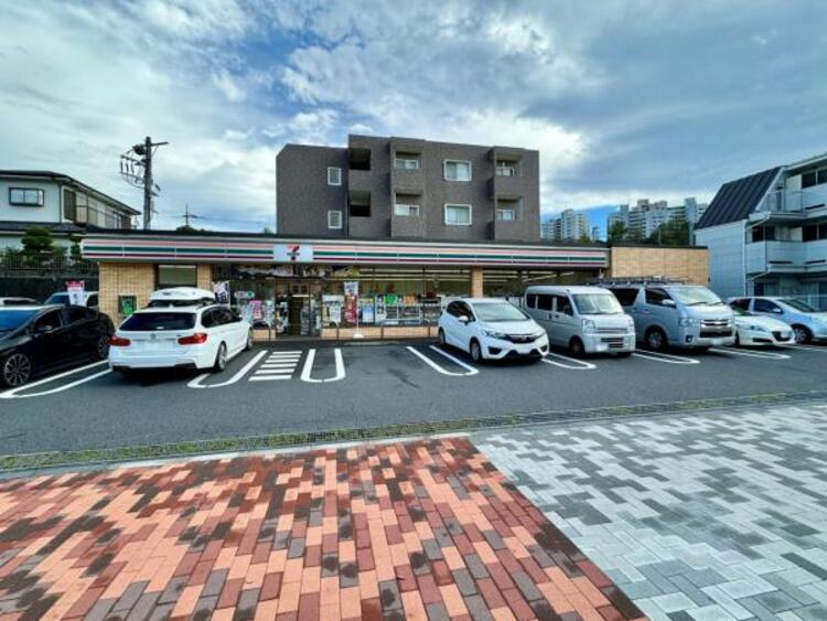 周辺 セブンイレブン 八王子松木店迄460ｍ