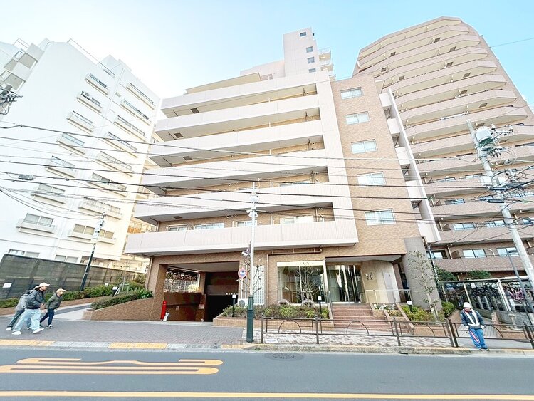 外観 資料には掲載していない情報が、現地にはたくさんあります。是非一度、現地をご確認ください。