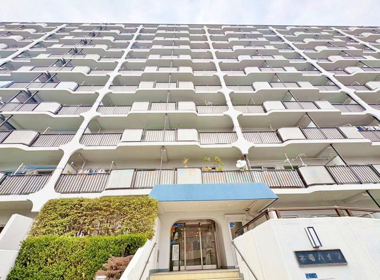 外観 資料には掲載していない情報が、現地にはたくさんあります。是非一度、現地をご確認ください。