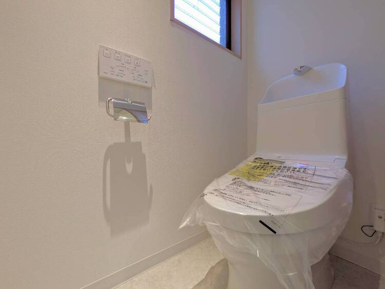 トイレ 暮らしの中のさりげないひとときの快適さにも、こだわりを、持って設備を配しております。