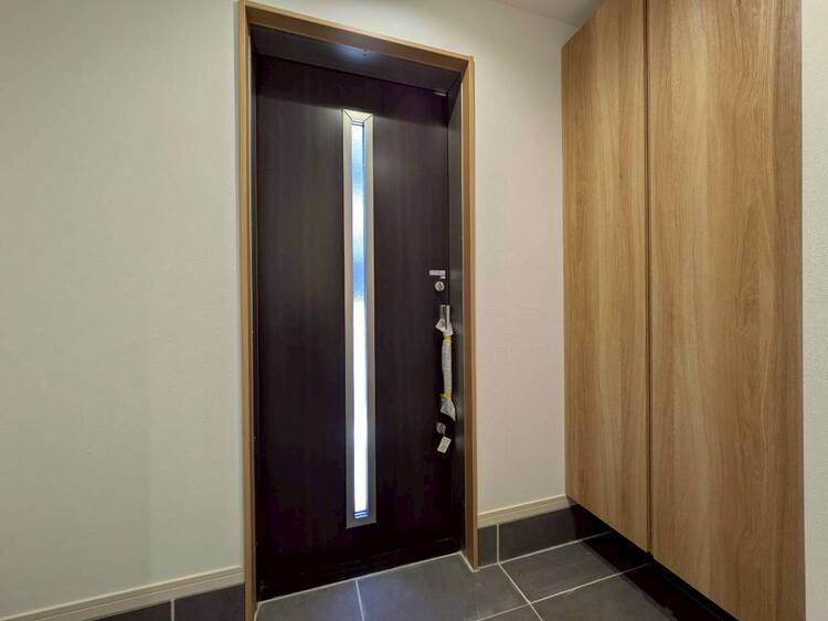 玄関 シューズボックスを完備した玄関です。