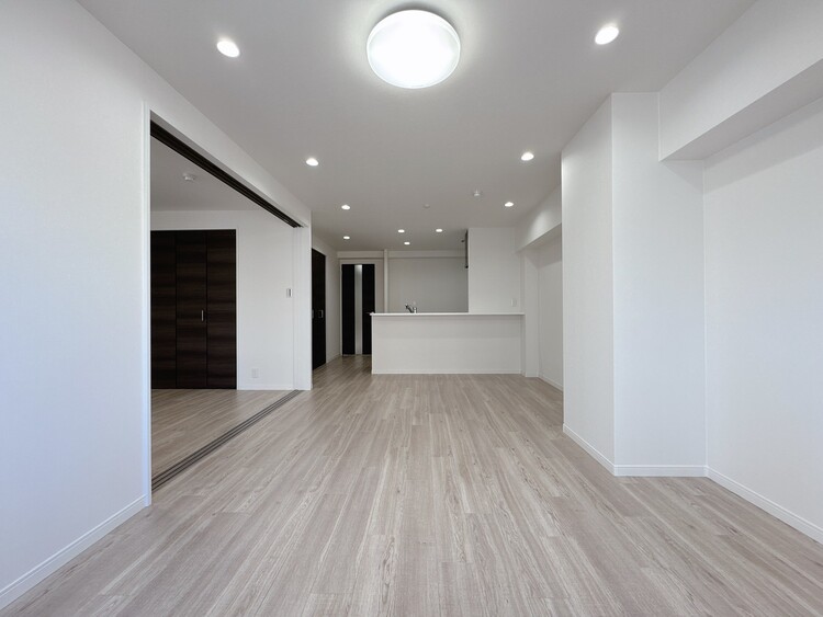 居間 豊かな居住性と、安心感を満たすクオリティが見事に調和した住空間。