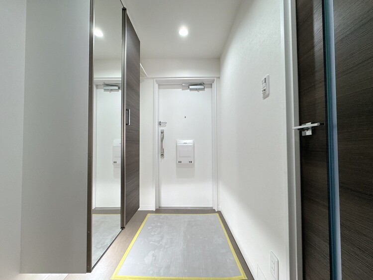 玄関 シューズボックスを完備した玄関です。