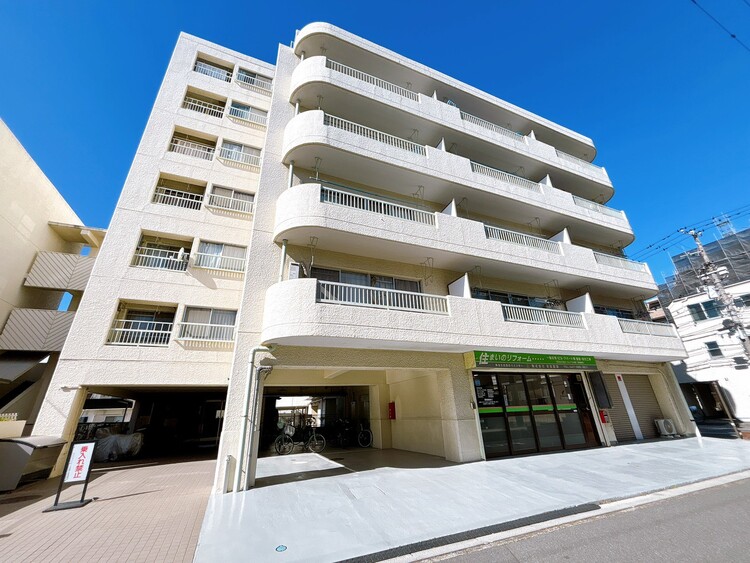 外観 資料には掲載していない情報が、現地にはたくさんあります。是非一度、現地をご確認ください。