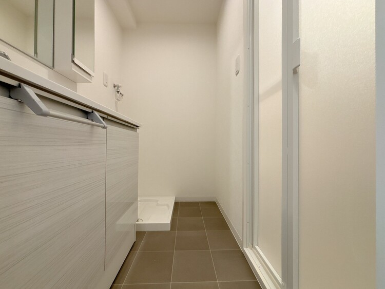 洗面 清潔感と心地よさを重視した、上質感漂うパウダールーム。