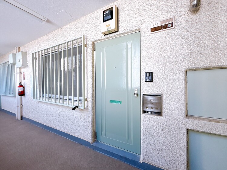 玄関 玄関を開ければ、そこは安らぎのご自宅。