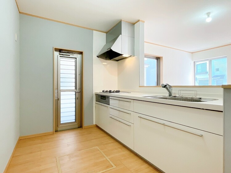 キッチン 洗練されたスタイリッシュなデザイン性と使いやすさを備えた仕様。