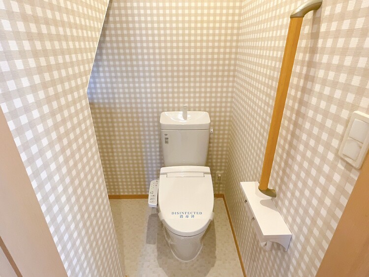 トイレ 暮らしの中のさりげないひとときの快適さにも、こだわりを、持って設備を配しております。