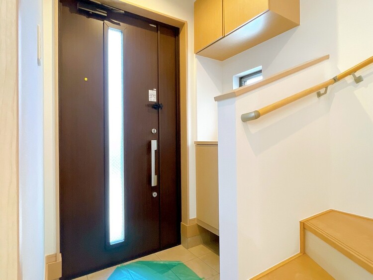 玄関 シューズボックスを完備した玄関です。