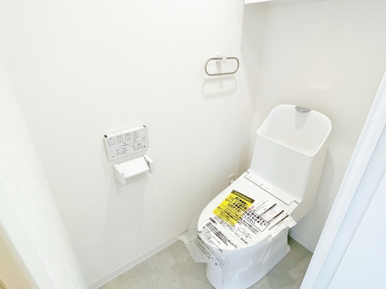 トイレ 暮らしの中のさりげないひとときの快適さにも、こだわりを、持って設備を配しております。