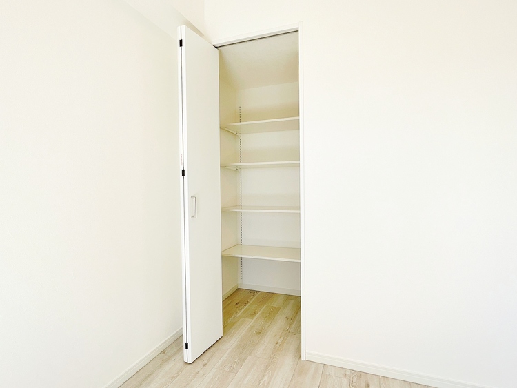 収納 居室にはクローゼットがあり、荷物もスッキリ収納して快適にお過ごしいただけます。