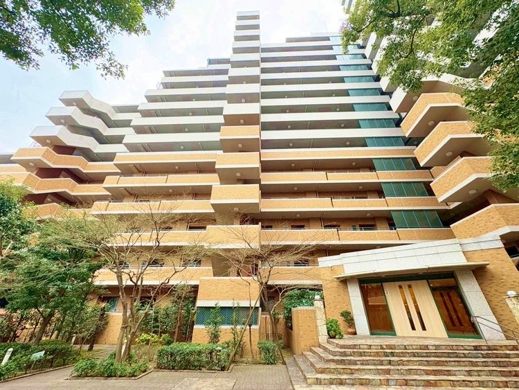 外観 資料には掲載していない情報が、現地にはたくさんあります。是非一度、現地をご確認ください。